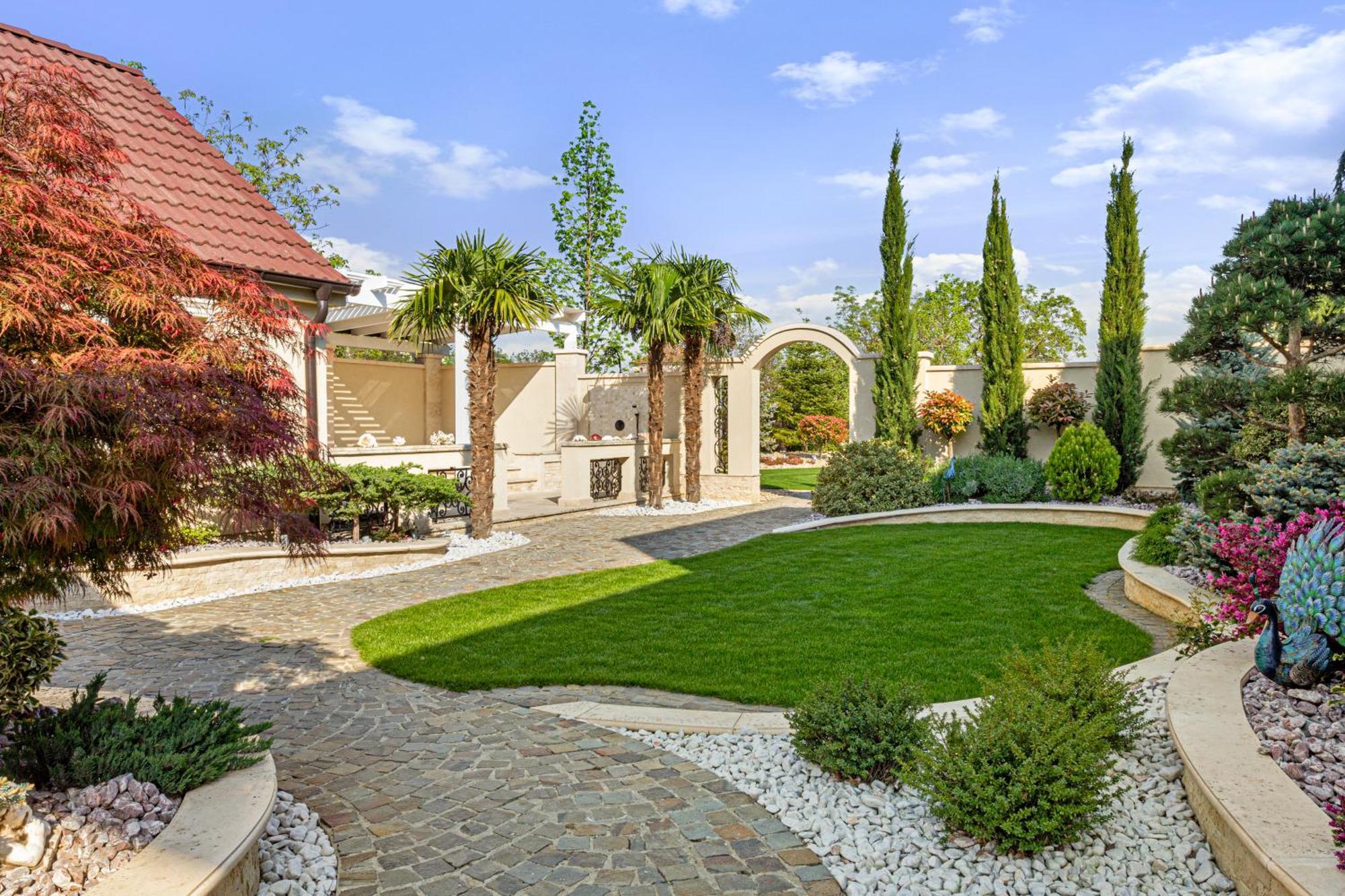 Sika Palladium Garden & Spa Central Apartment Arad Exterior photo